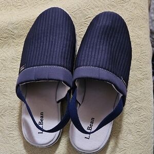 L.L. Bean Dark Blue Quilted Slip-On Slippers